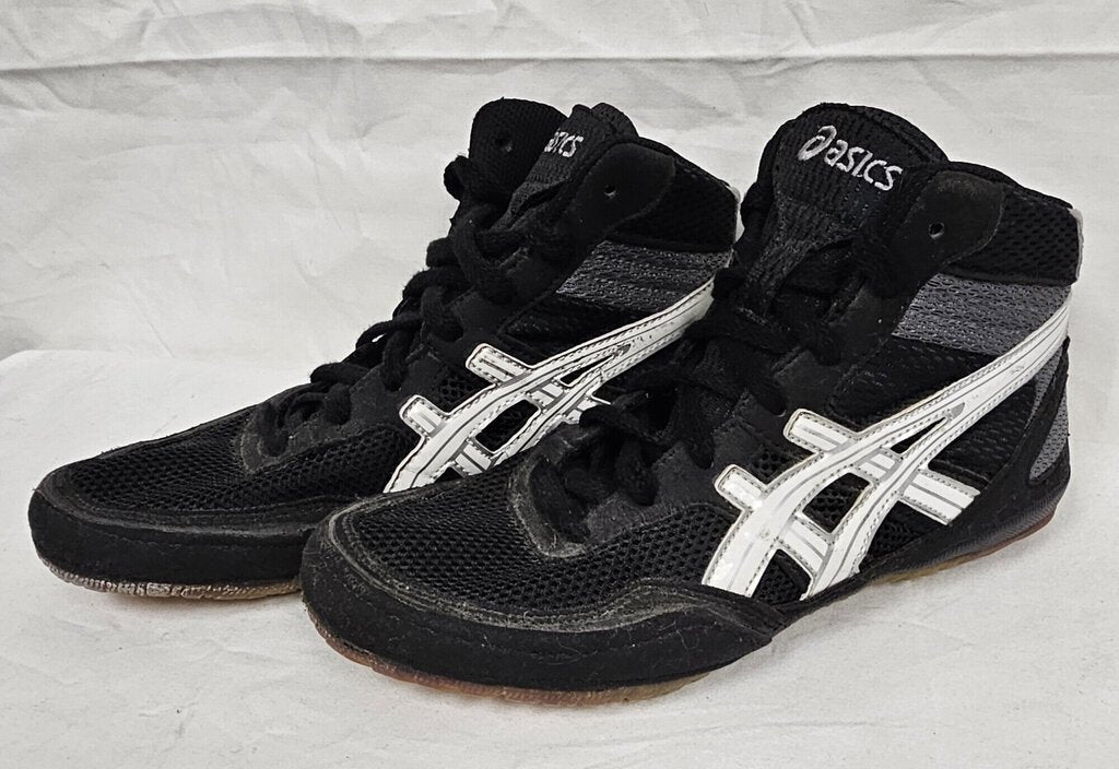 Asics Wrestling Shoes, Size: 5.5