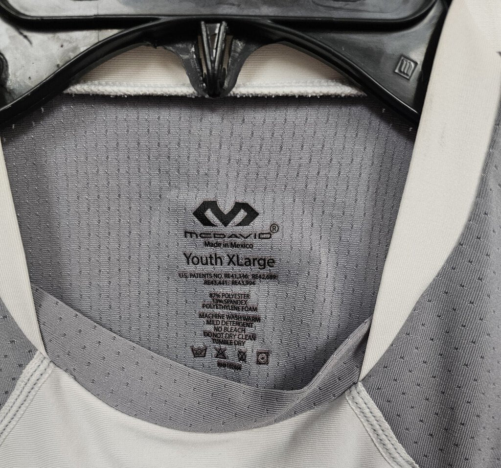 McDavid Hex Sternum Shirt Size: Yth XL