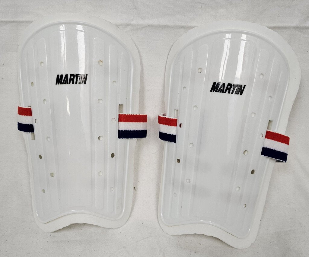 New Martin Sports Soccer Shin Guards, 6", Size: PeeWee