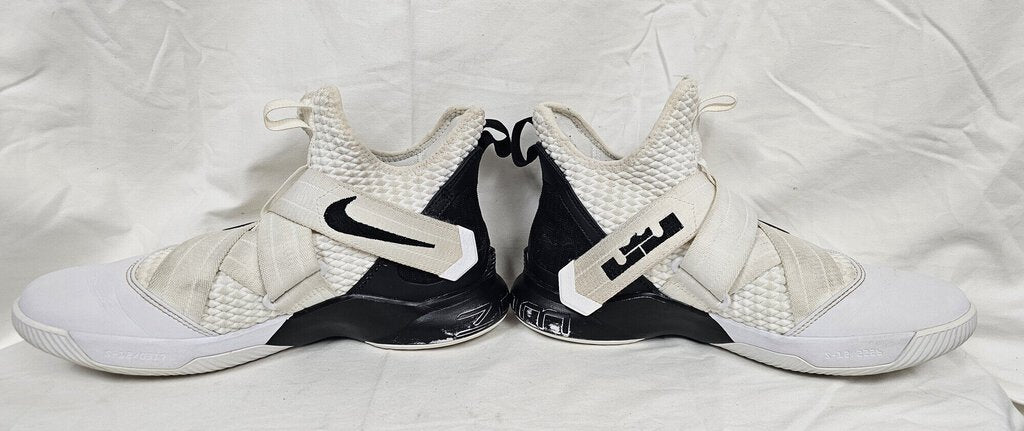 Nike Lebron Soldier 12 TB Basketball Shoes, Mens Size: 8