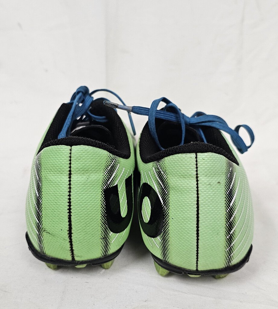 Umbro Arturo 2.0 Soccer Cleats, Size: 6