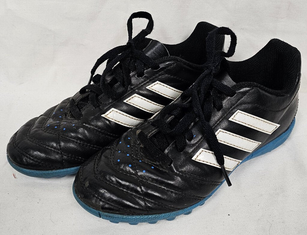 Adidas Low Turf Cleats, Size: 2.5