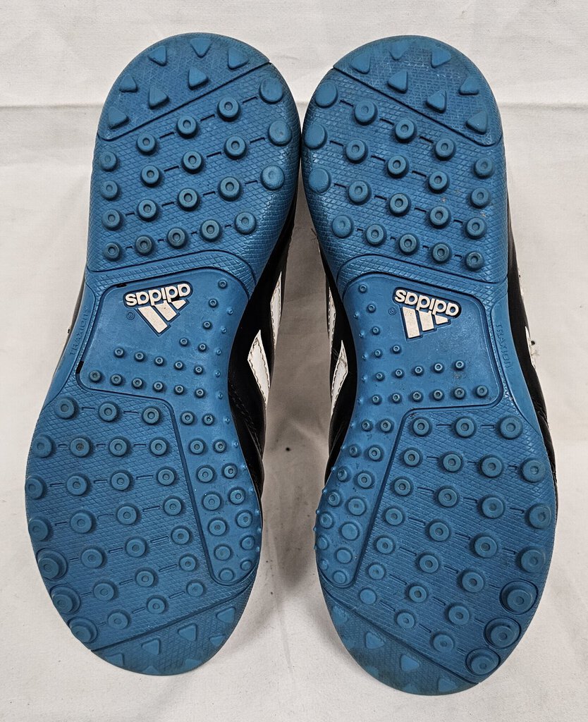 Adidas Low Turf Cleats, Size: 2.5