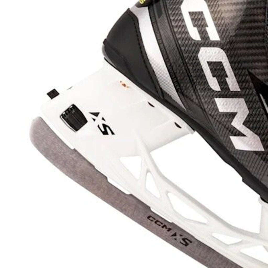 CCM Tacks XF70 Hockey Skates - Junior