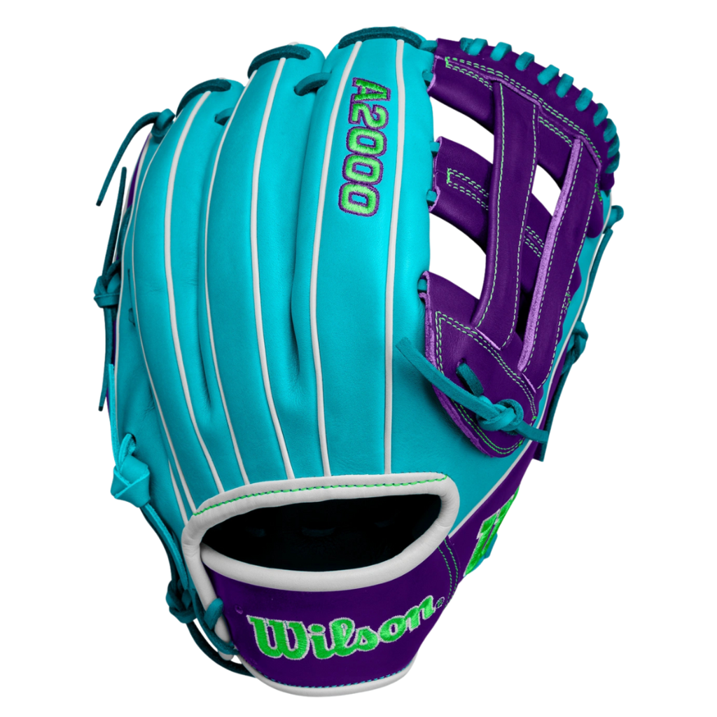 WILSON Winter 2024 A2000® DW5 12” Infield Baseball Glove