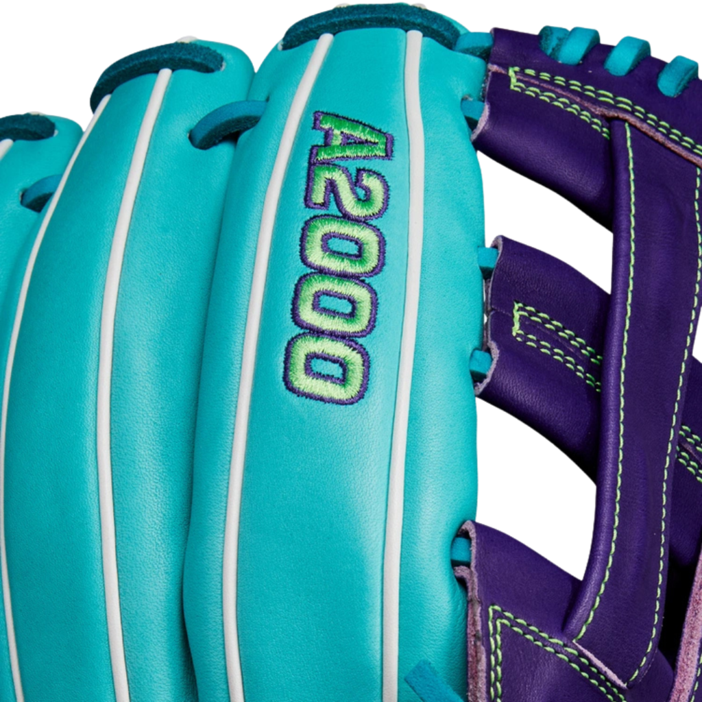 WILSON Winter 2024 A2000® DW5 12” Infield Baseball Glove