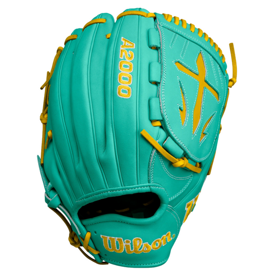 WILSON Fall 2024 A2000® B23 12” Pitcher’s Baseball Glove
