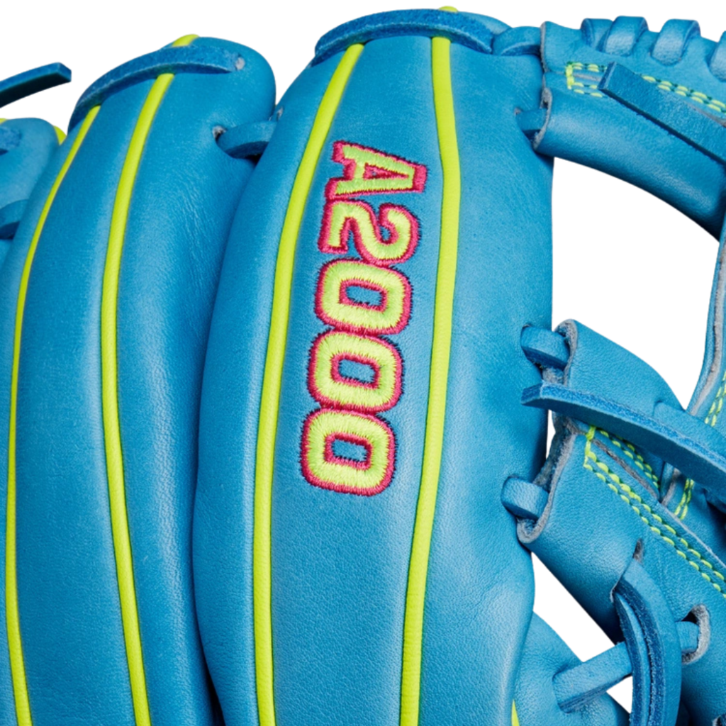 WILSON Fall 2024 A2000® 1786 11.5” Infield Baseball Glove
