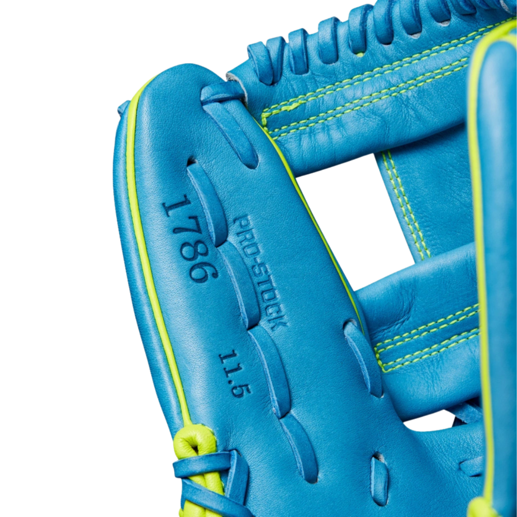 WILSON Fall 2024 A2000® 1786 11.5” Infield Baseball Glove