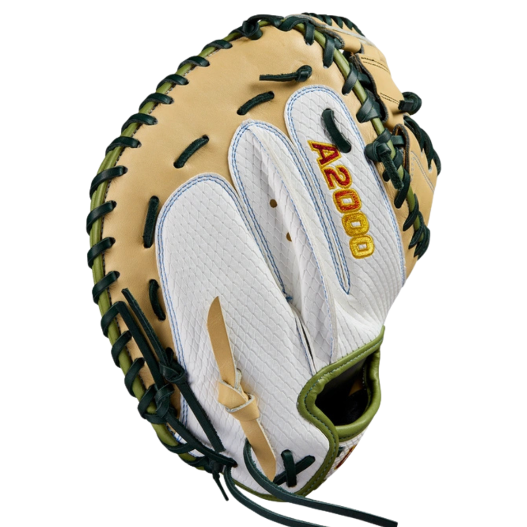 Wilson® Fall 2024 Sashel Palacios A2000® FPCM23SS 34” Fastpitch Catcher’s Mitt