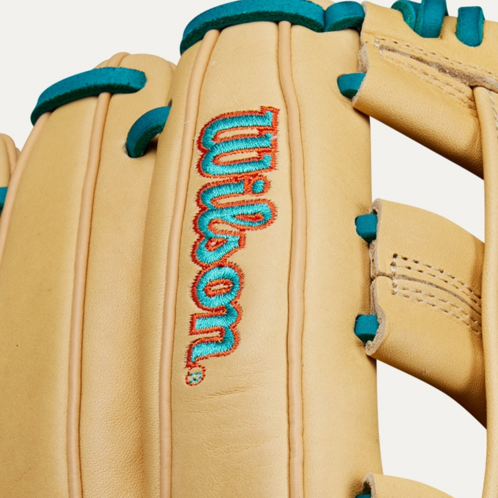 WILSON 2024-2025 A1000® DW5 12” Infield Baseball Glove