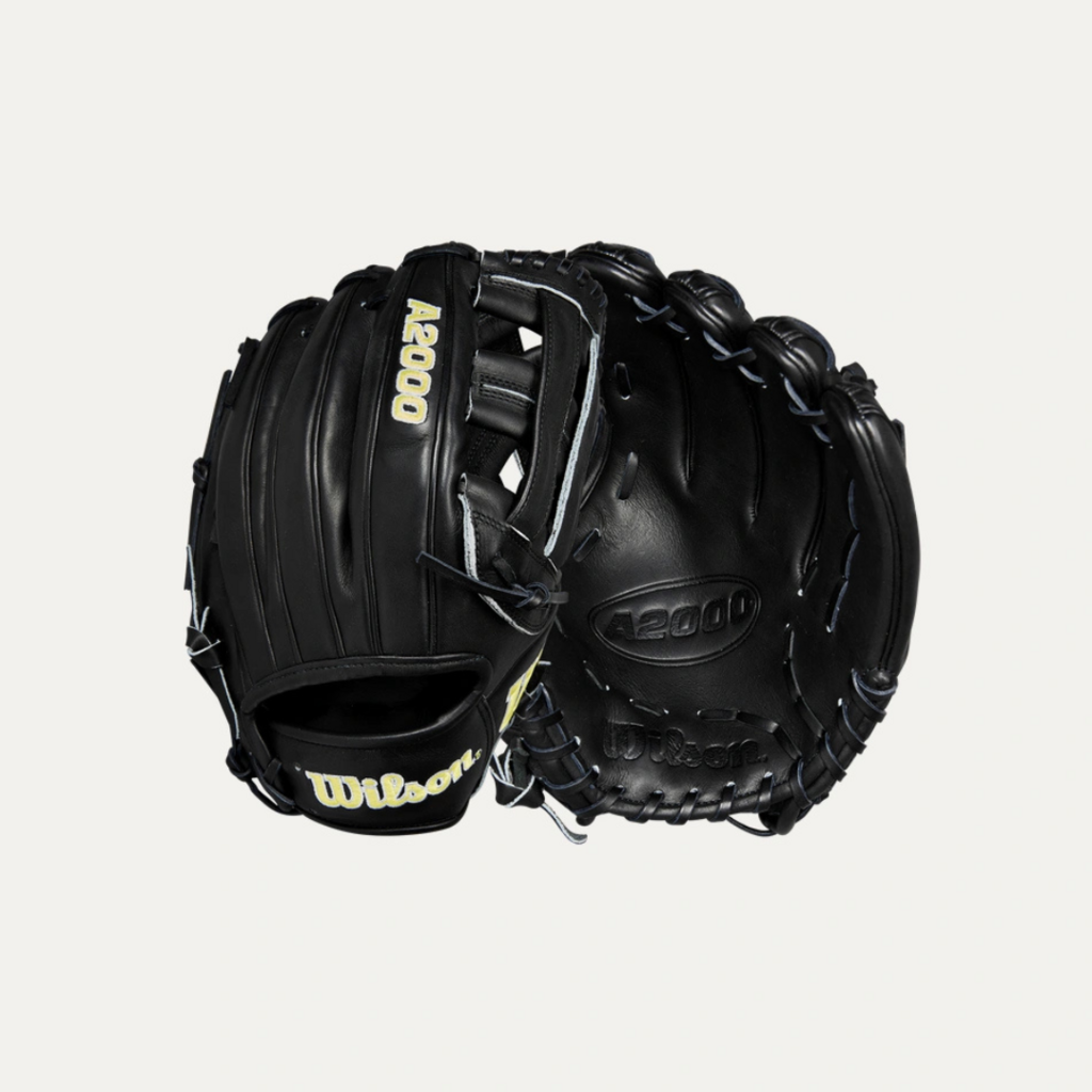 WILSON 2024 Baseball Classics Series A2000 DW5 12” Infield Baseball Glove