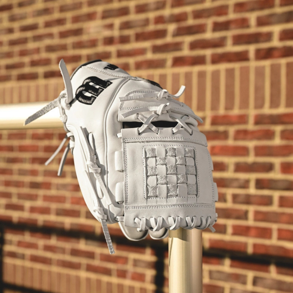 Wilson® 2024-2025 A1000® P12 Pitcher’s Fastpitch Softball Glove