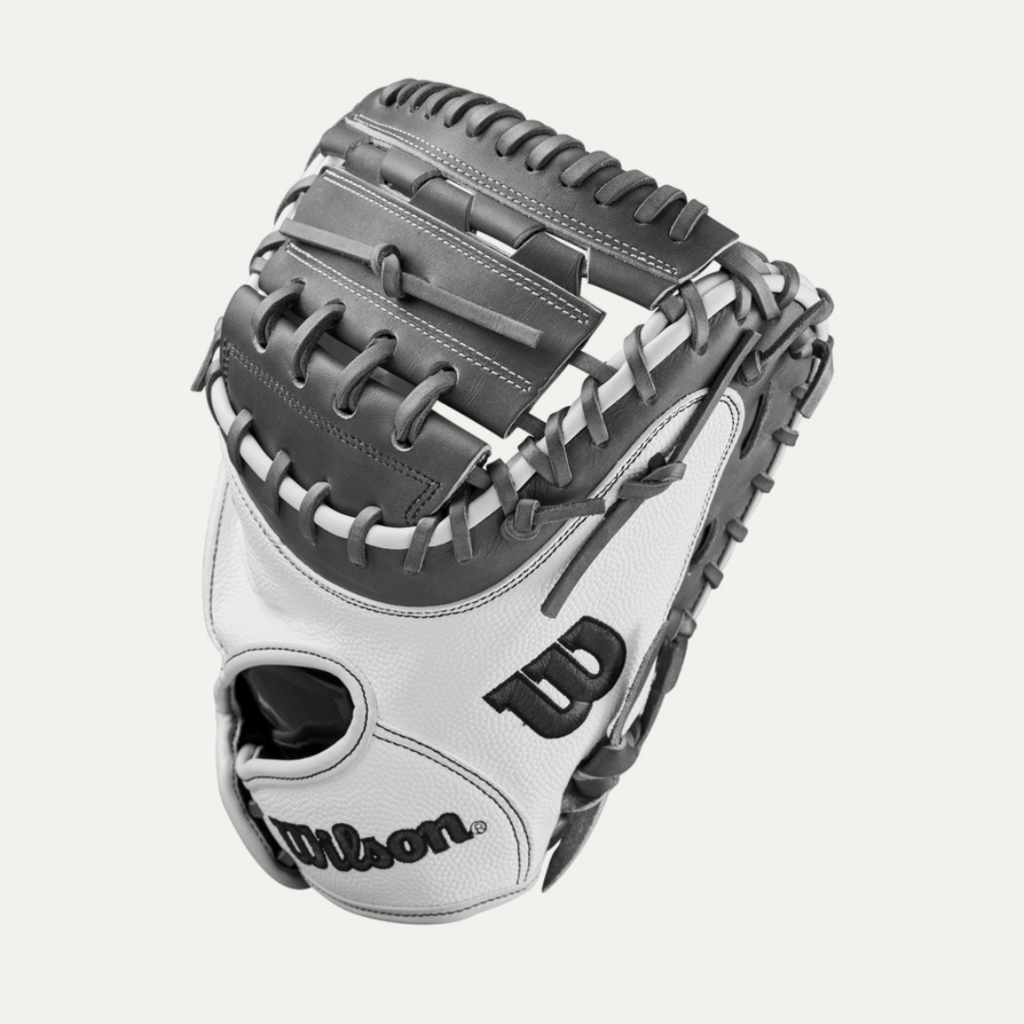 Wilson® 2024 Fastpitch Classics Series A2000 FPCM23SS 34” Fastpitch Catcher’s Mitt