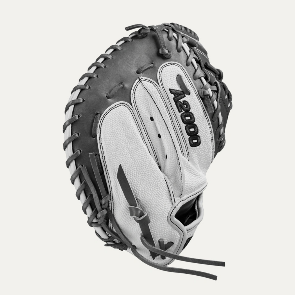 Wilson® 2024 Fastpitch Classics Series A2000 FPCM23SS 34” Fastpitch Catcher’s Mitt