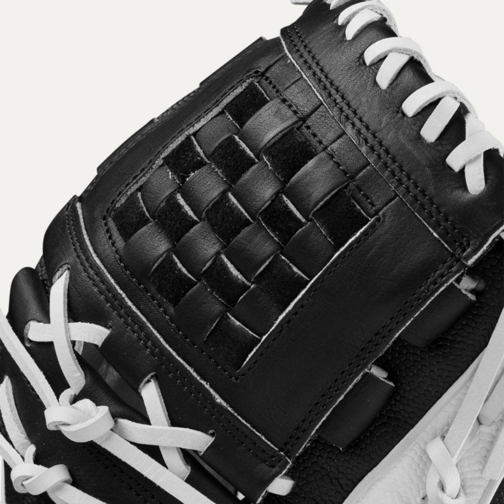 Wilson® 2024 Fastpitch Classics Series A2000 P12SS 12” Pitcher’s Fastpitch Softball Glove