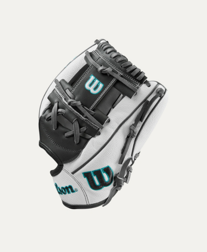 Wilson® 2024 Fastpitch Classics Series A2000 H75SS 11.75” Infield Fastpitch Softball Glove