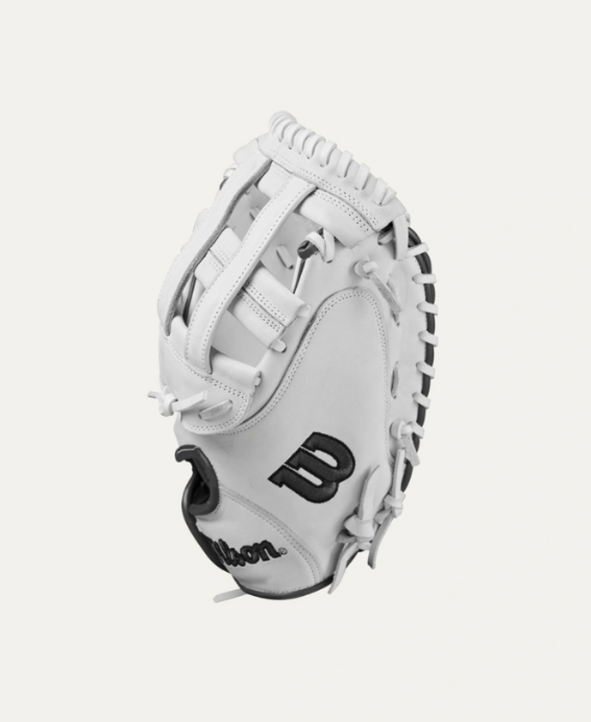 Wilson® 2024-2025 A1000® CM33 33” Fastpitch Softball Catcher’s Mitt