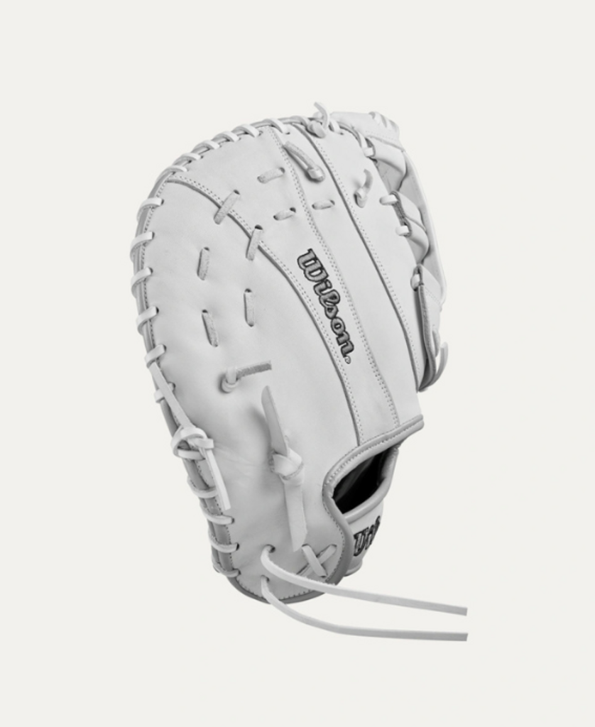 Wilson® 2024-2025 A1000® CM33 33” Fastpitch Softball Catcher’s Mitt