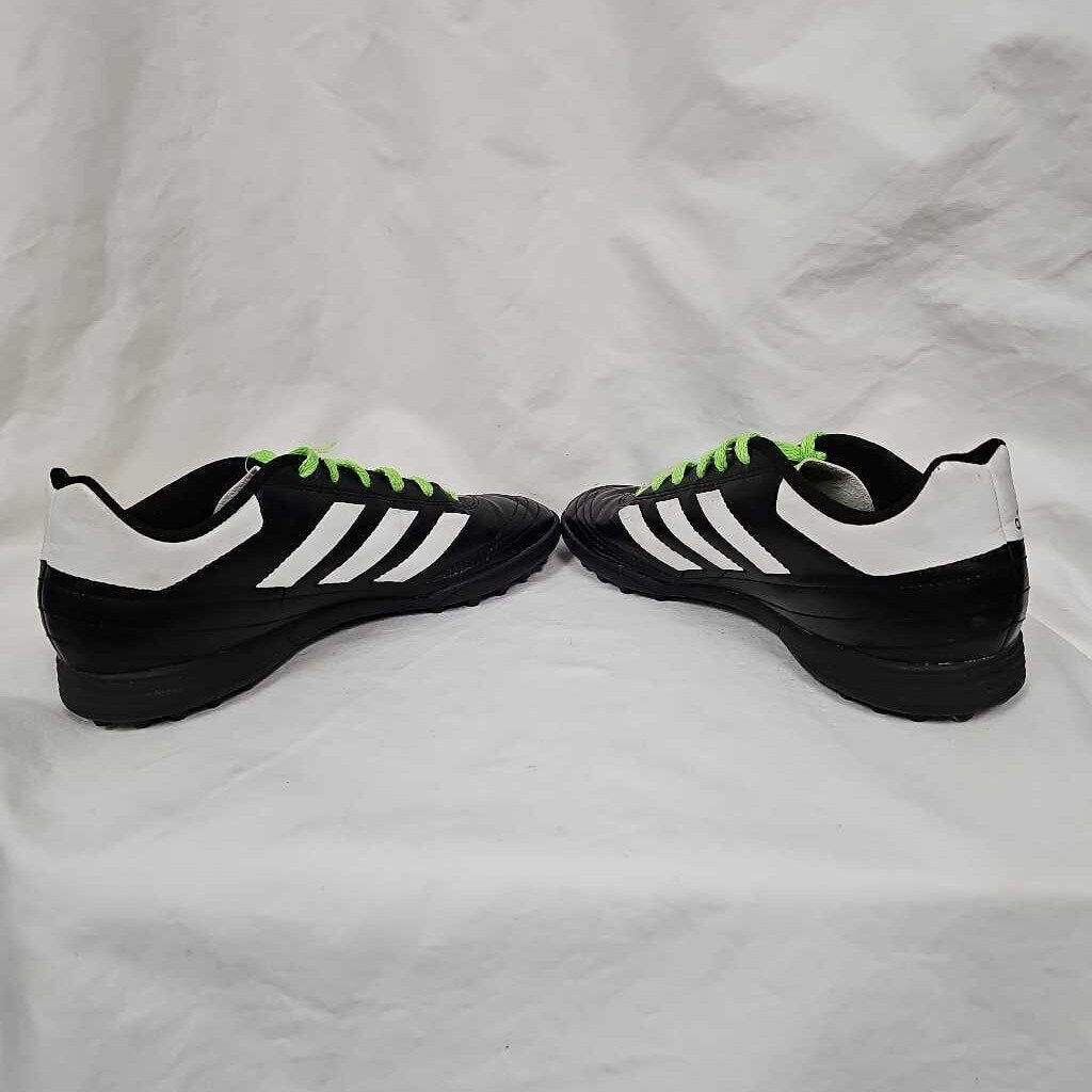 Adidas Low Turf Cleats, Size 5.5