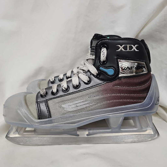 Nike Bauer Vapor XIX Junior Goalie Skates, Size 4.5