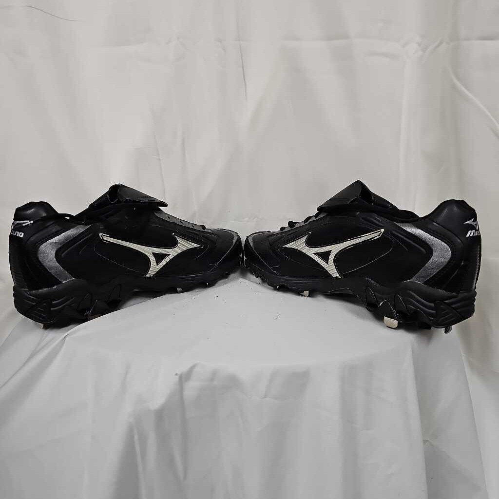 Mizuno 9spike Metal Baseball Cleats, Size 12.5