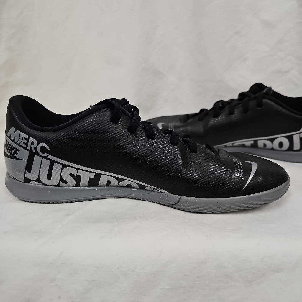 Nike Mercurial Vapor 13 Academy