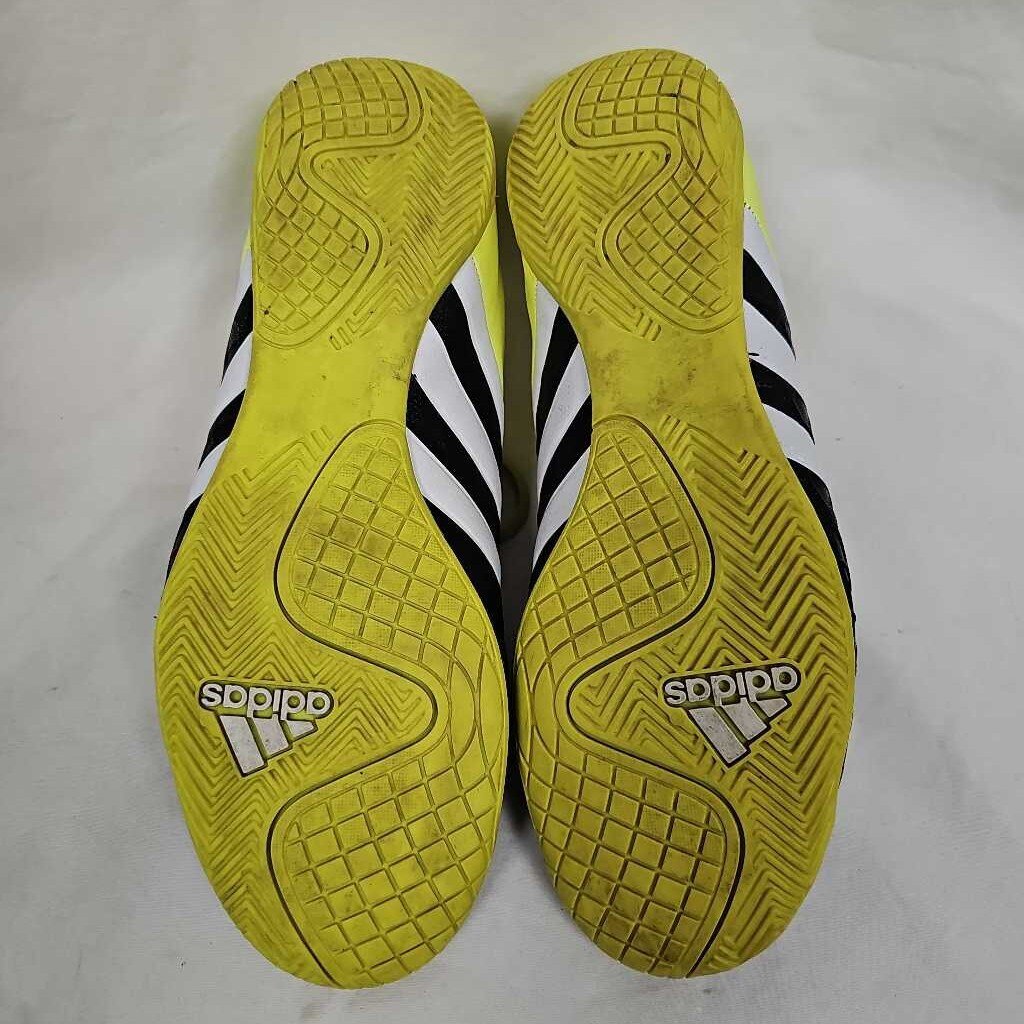 Addidas Indoor Soccer Shoes, Men's Size 7