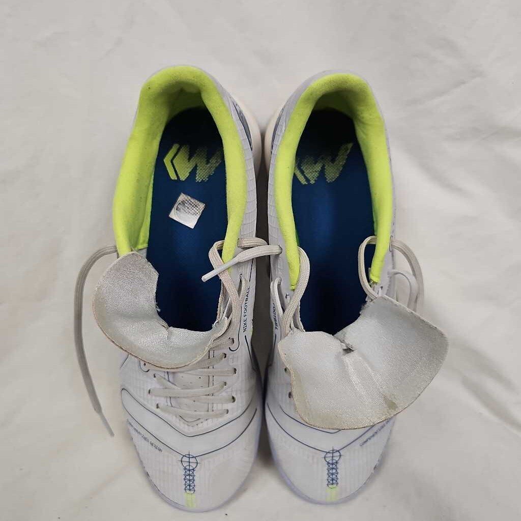 Nike Mercurial Vapor 14 Academy IC Futsal shoes