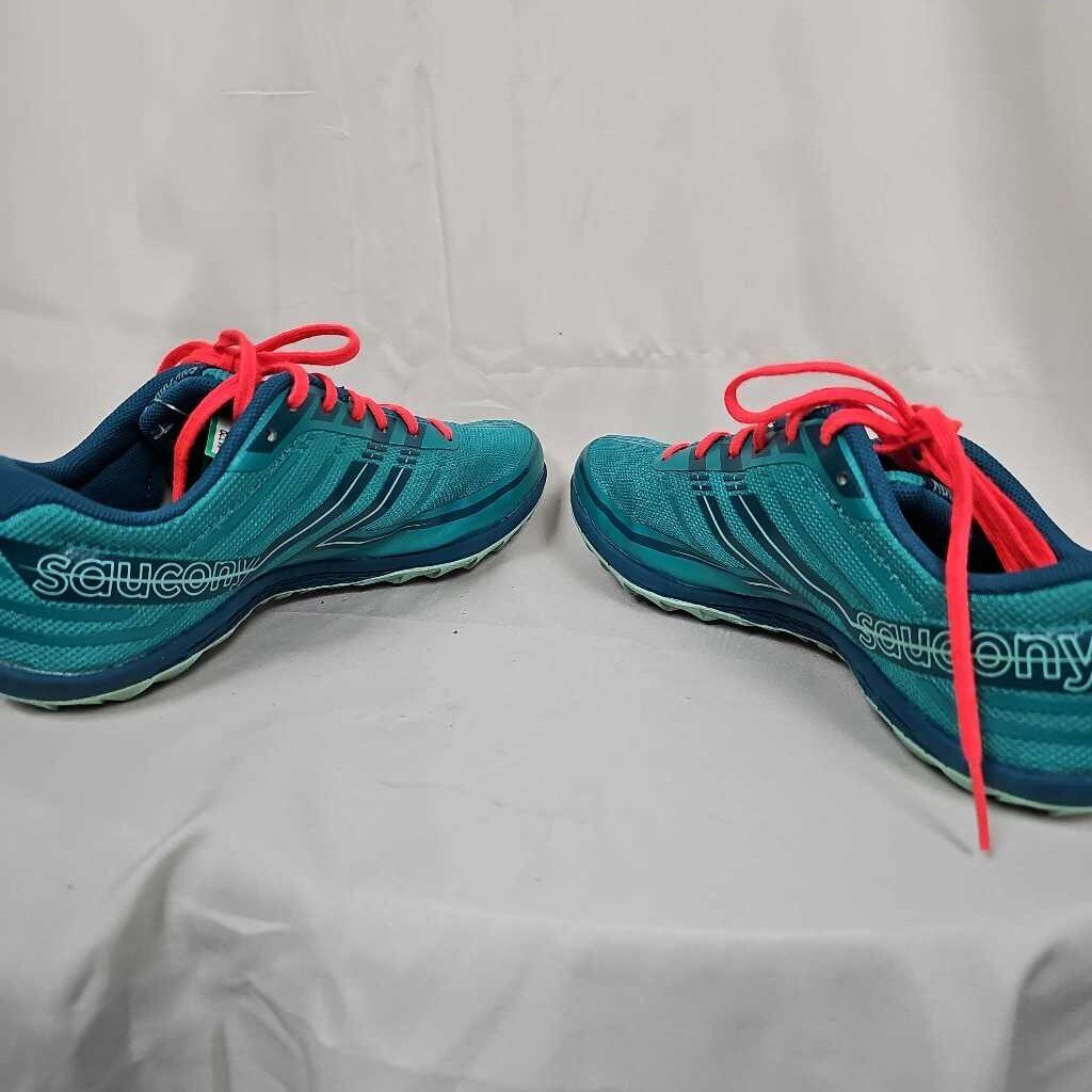 Saucony Kilkenny XC7 Track Spikes, Womens Size: 6.5