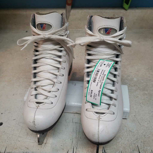 Riedell Model 17 Girl's Figure Skates, Size 3.5