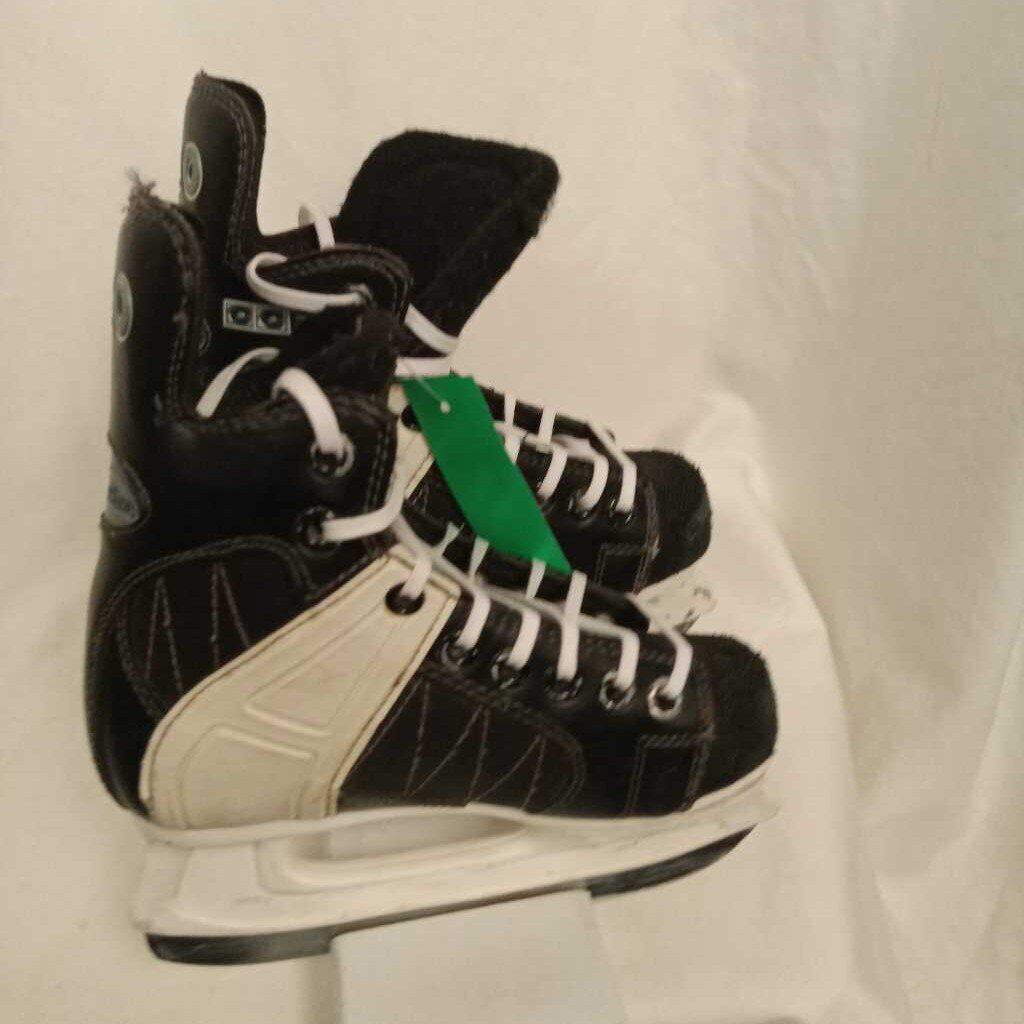 CCM Powerline 120 Youth Hockey Skates, Size Y12
