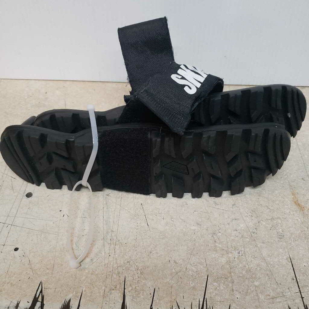 Walkable blade guards