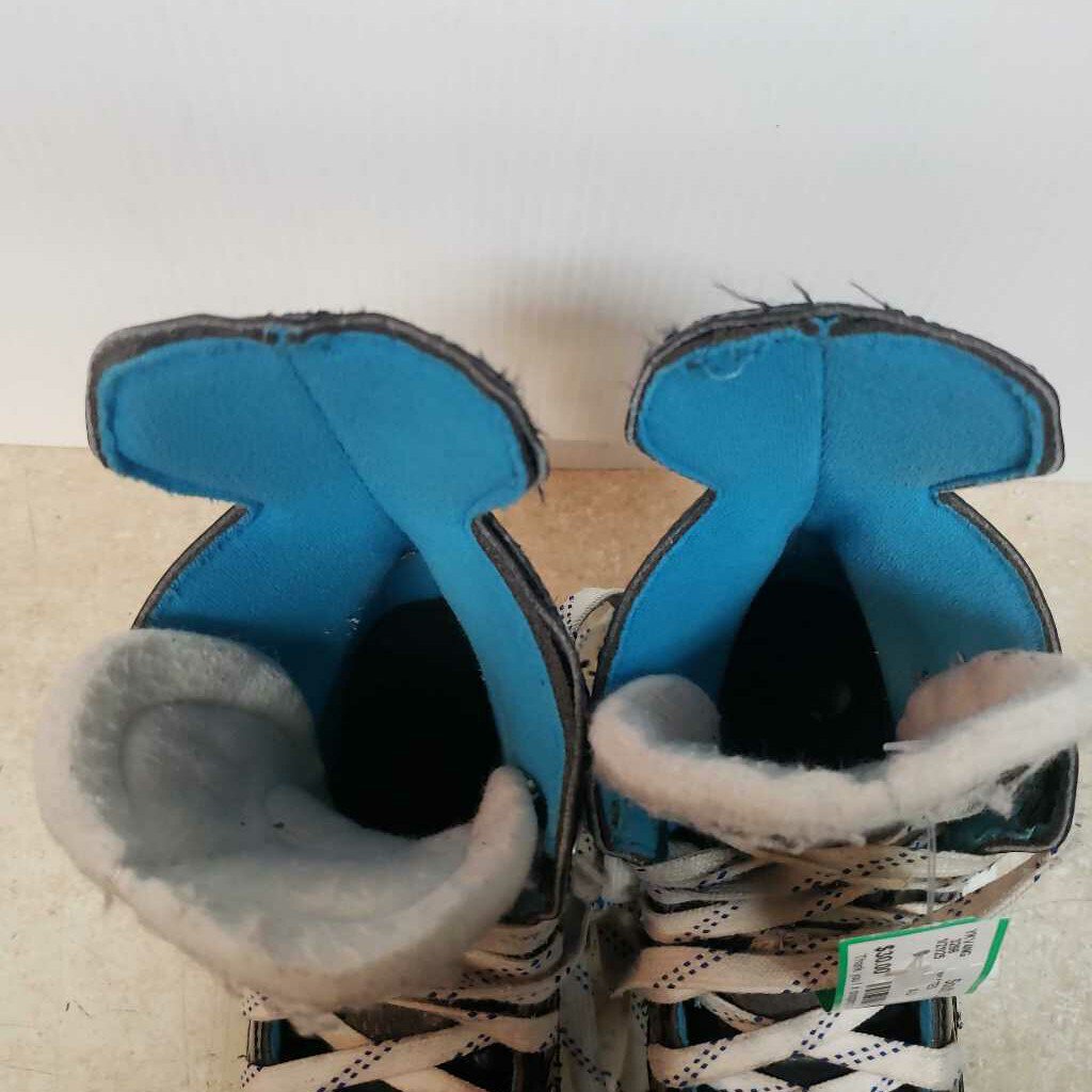 Bauer X-LP Hockey Skates, Size Y13