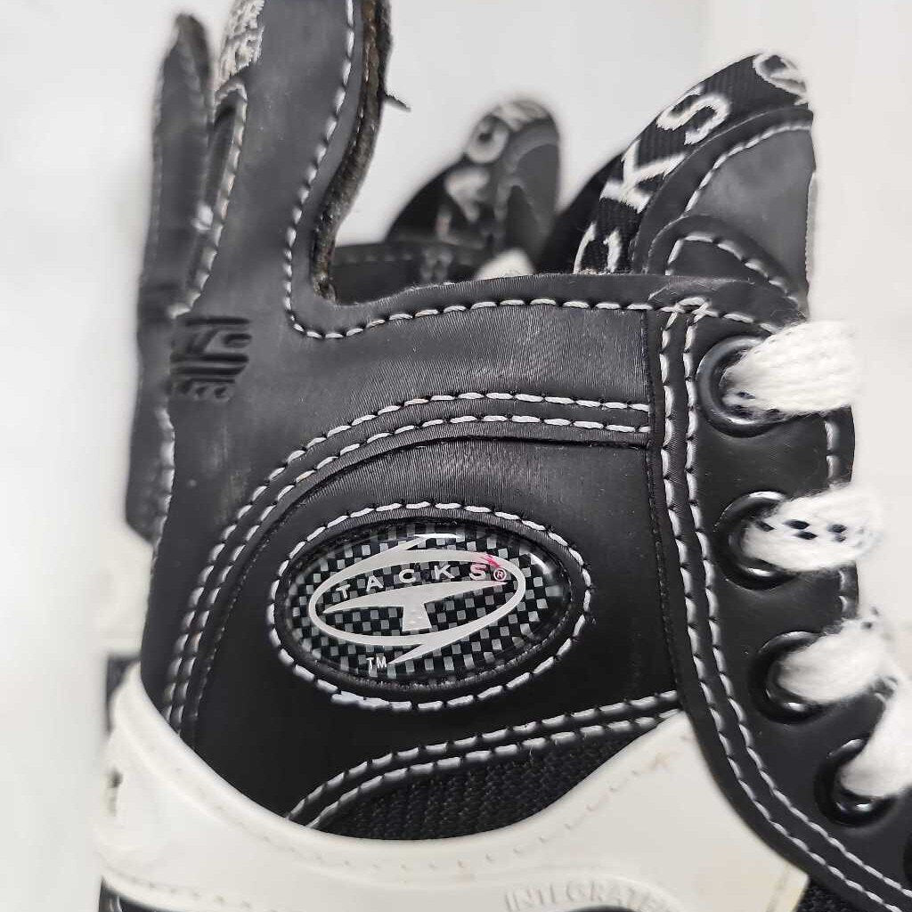 CCM 652P Super Tacks Junior Hockey Skates, Size 1.5