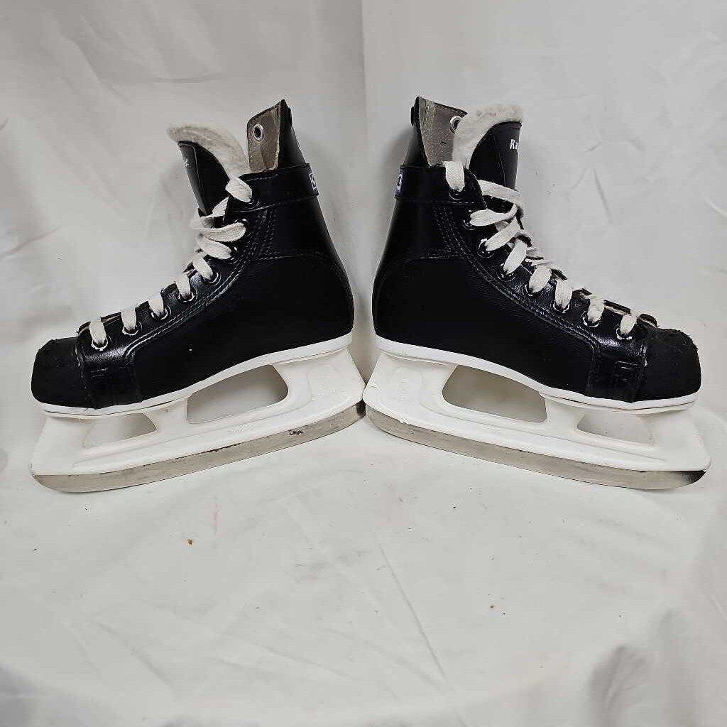 CCM Rapide 101 Junior Hockey Skates, Size 1