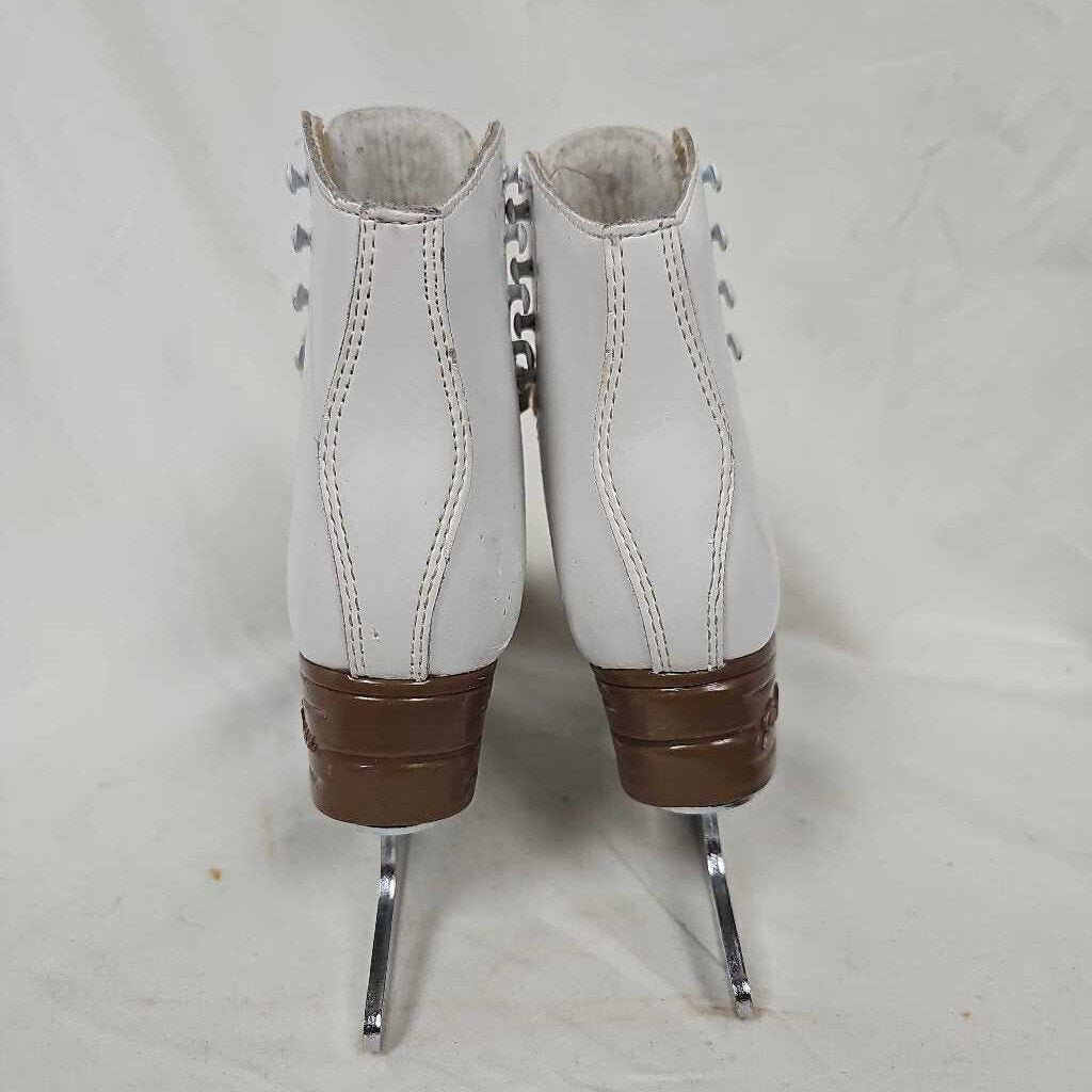 Jackson Mystique Youth Figure Skates, Size Y12