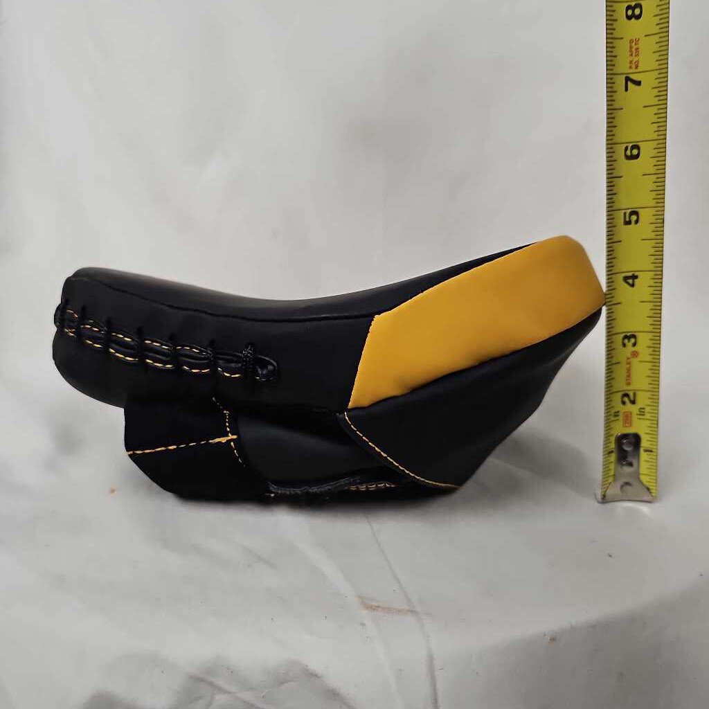 Century Brave Punch Mitt