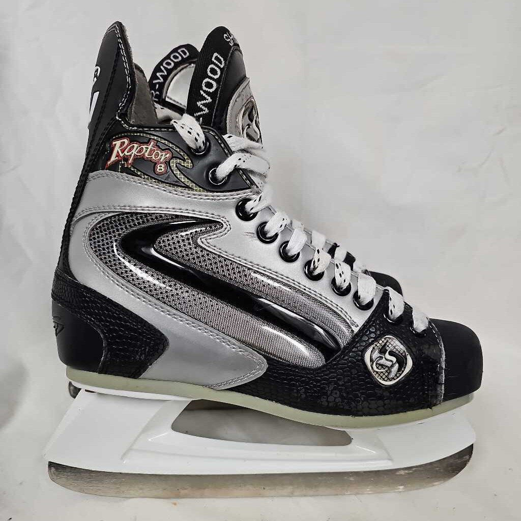 Sherwood Raptor 8 Junior Hockey Skates, Size 4.5