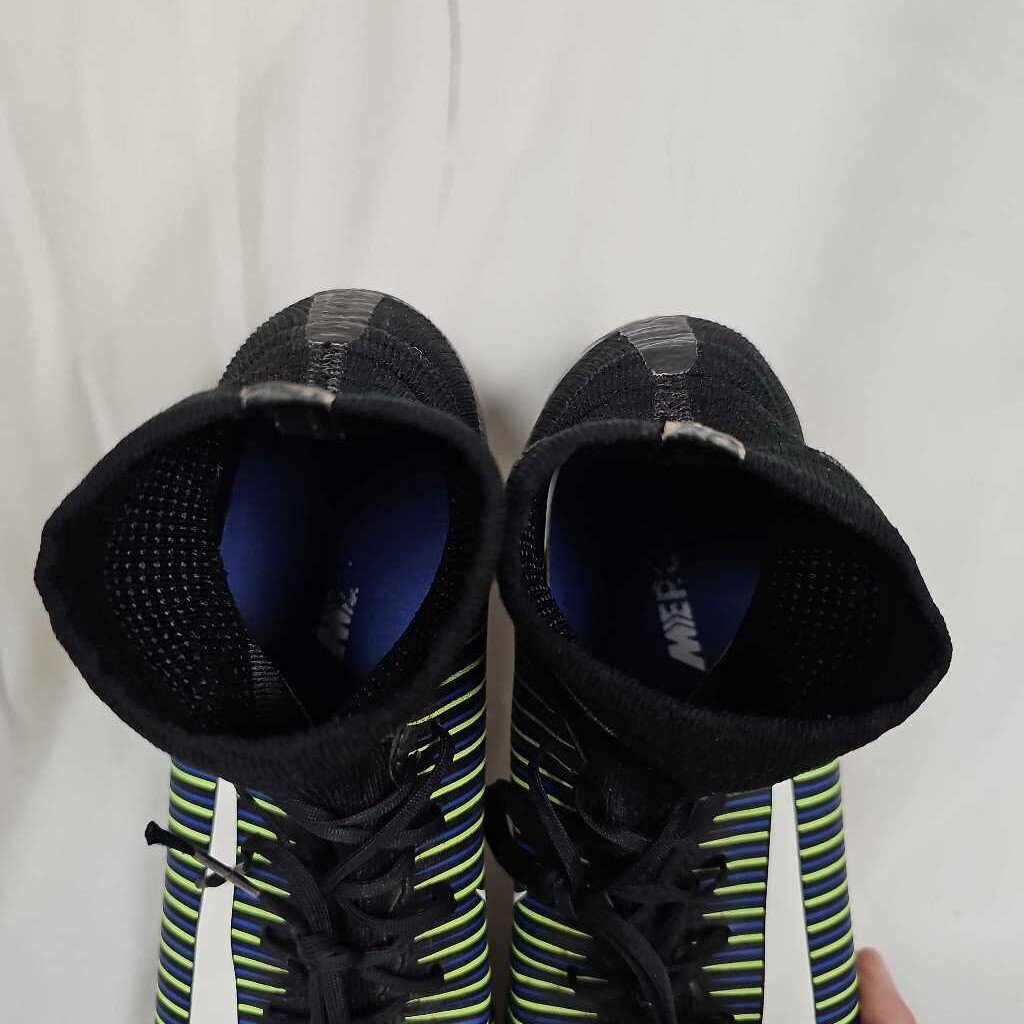 Nike Mercurial Superfly 5 Soccer Cleats, size 6