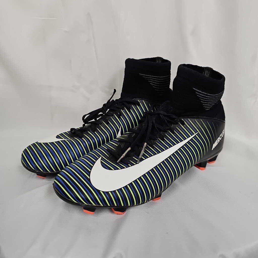 Nike Mercurial Superfly 5 Soccer Cleats, size 6