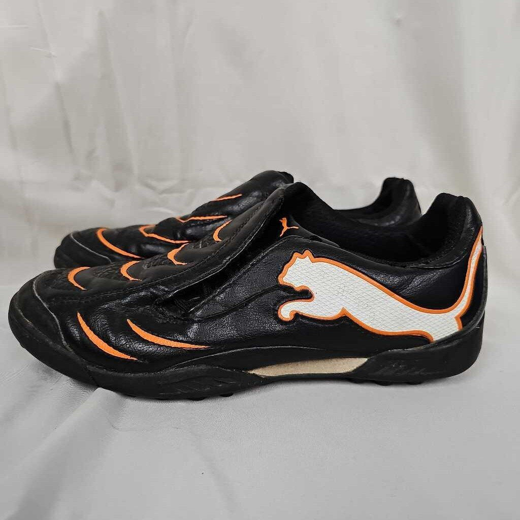 Puma PWR-C3 Turf Shoes, Size 6.5