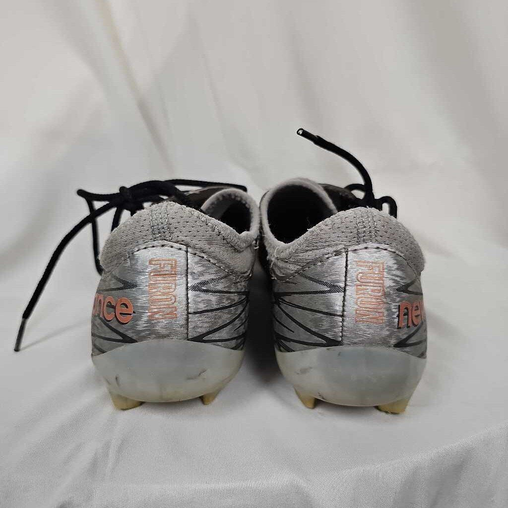 New Balance Furon Kid's Soccer Cleats, Size 5