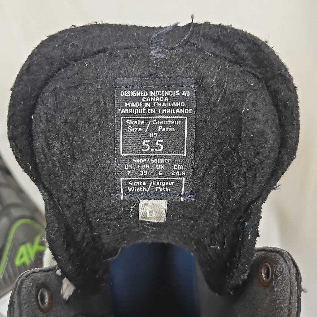 Reebok 4K Hockey Skates, Size 5.5