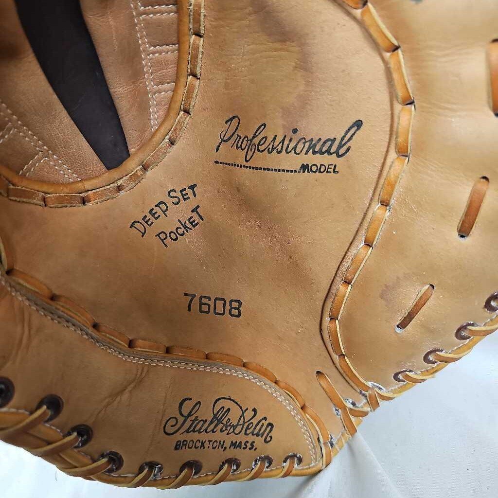 Stall & Dean Pro Model 1st Base Glove- RHT, 12"