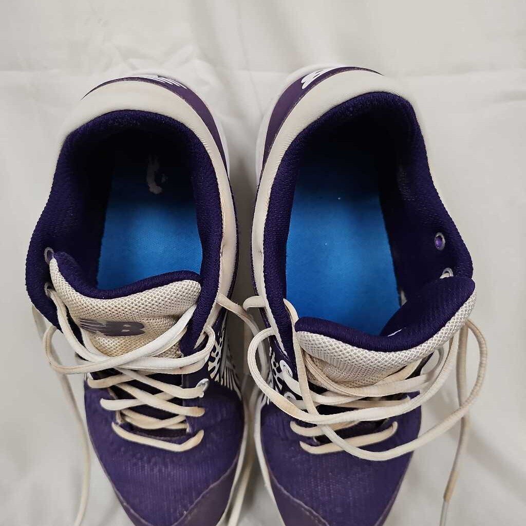 New Balance Metal Baseball Cleats, Size 11