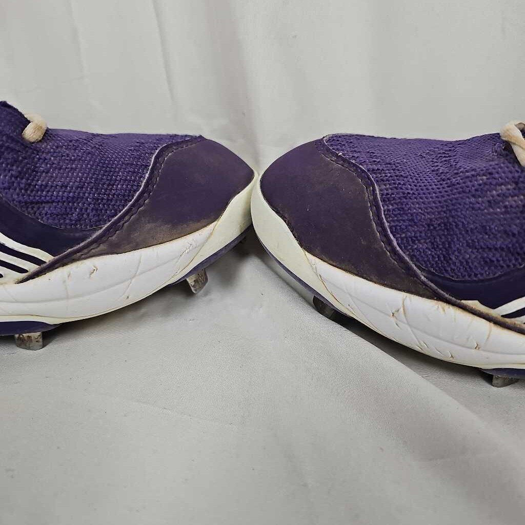 New Balance Metal Baseball Cleats, Size 11