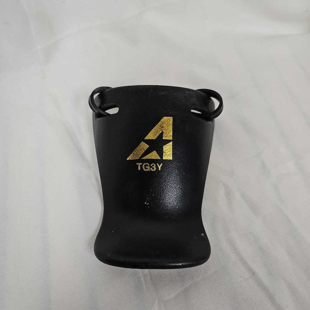 All-Star Catcher's Throat Guard, Youth