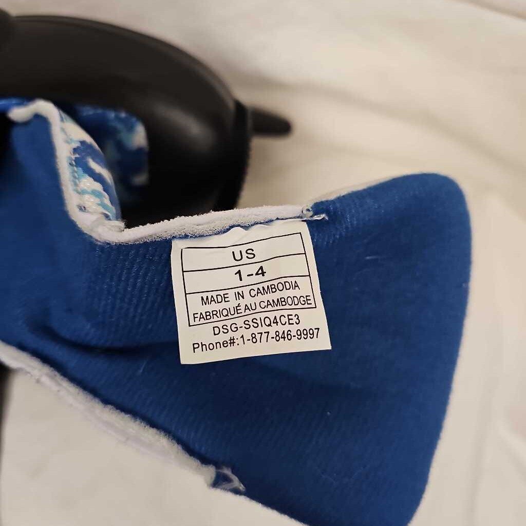 DBX Adjustable Ice Skates, Sizes 1-4
