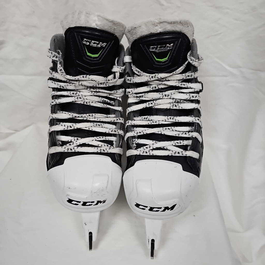 CCM Ribcor 44K Pump Goalie Skates, Size 3.5